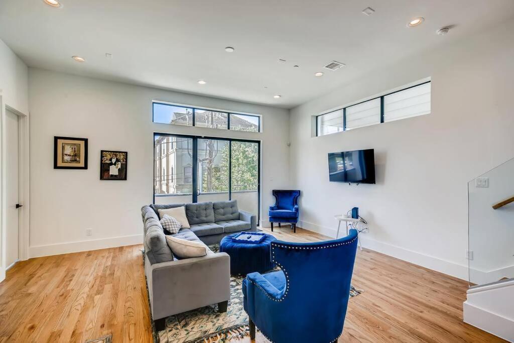4 Story Home Mins To Downtown Houston With City Views Ngoại thất bức ảnh