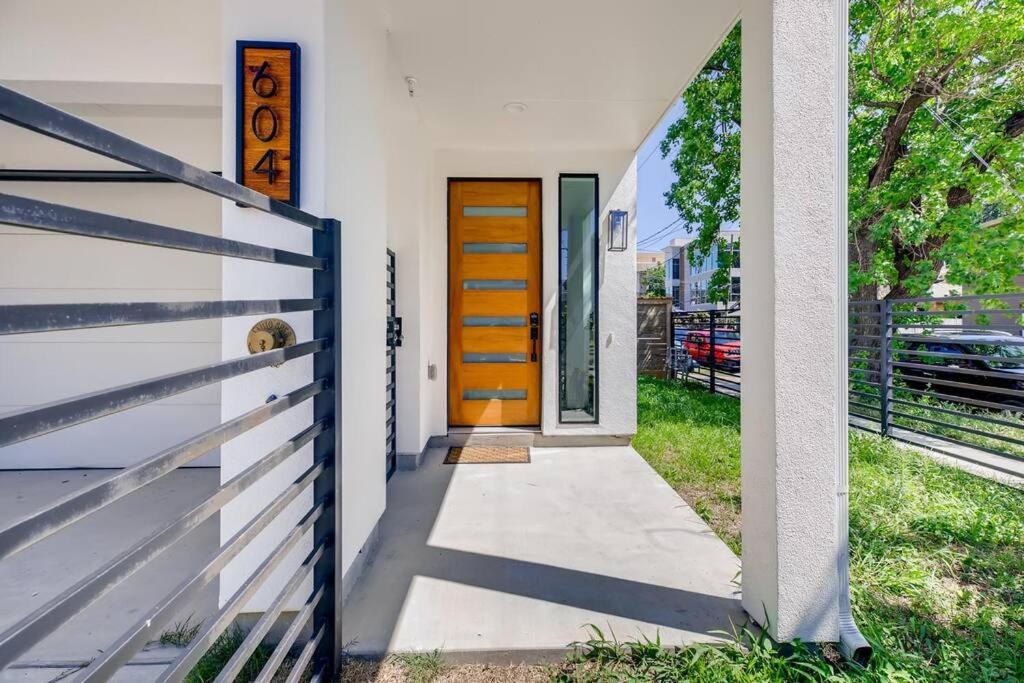4 Story Home Mins To Downtown Houston With City Views Ngoại thất bức ảnh